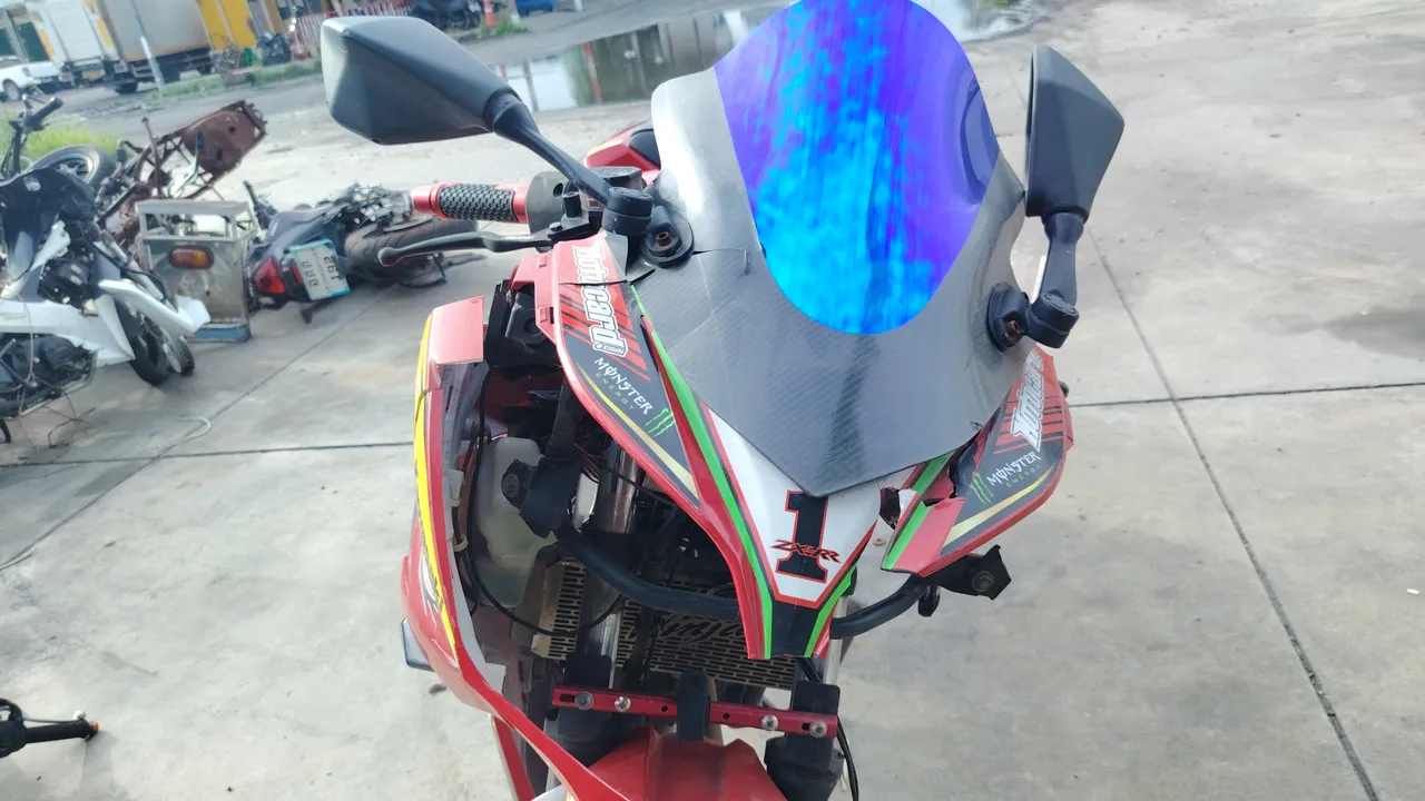2017 Kawasaki Ninja 300 – Exterior