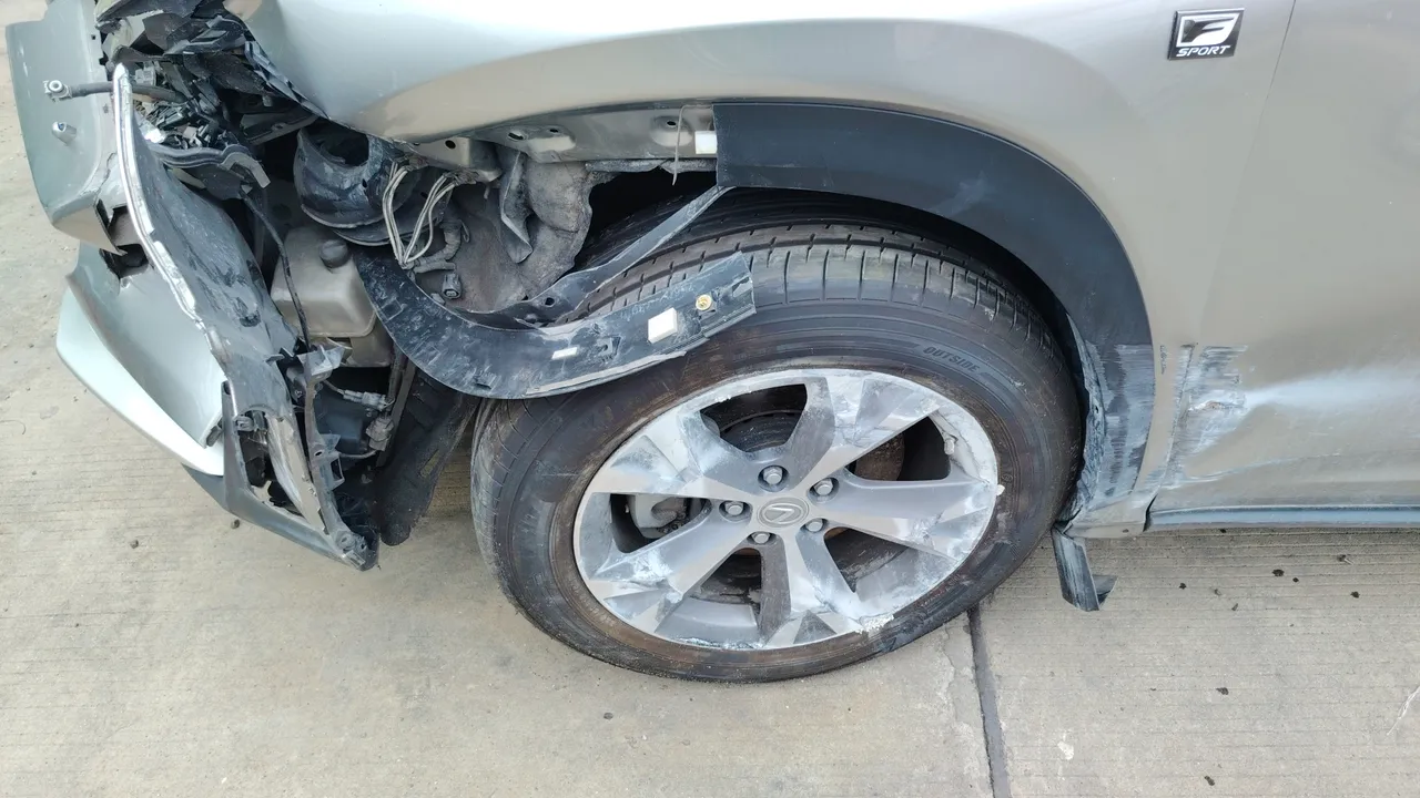 2015 Lexus NX – Front