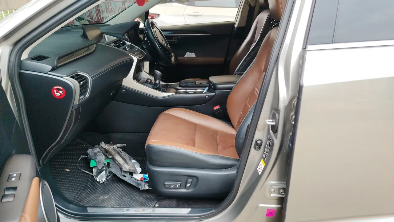 2015 Lexus NX – Front