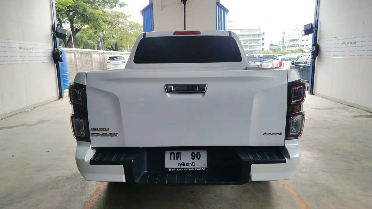 2023 Isuzu D-Max – Back