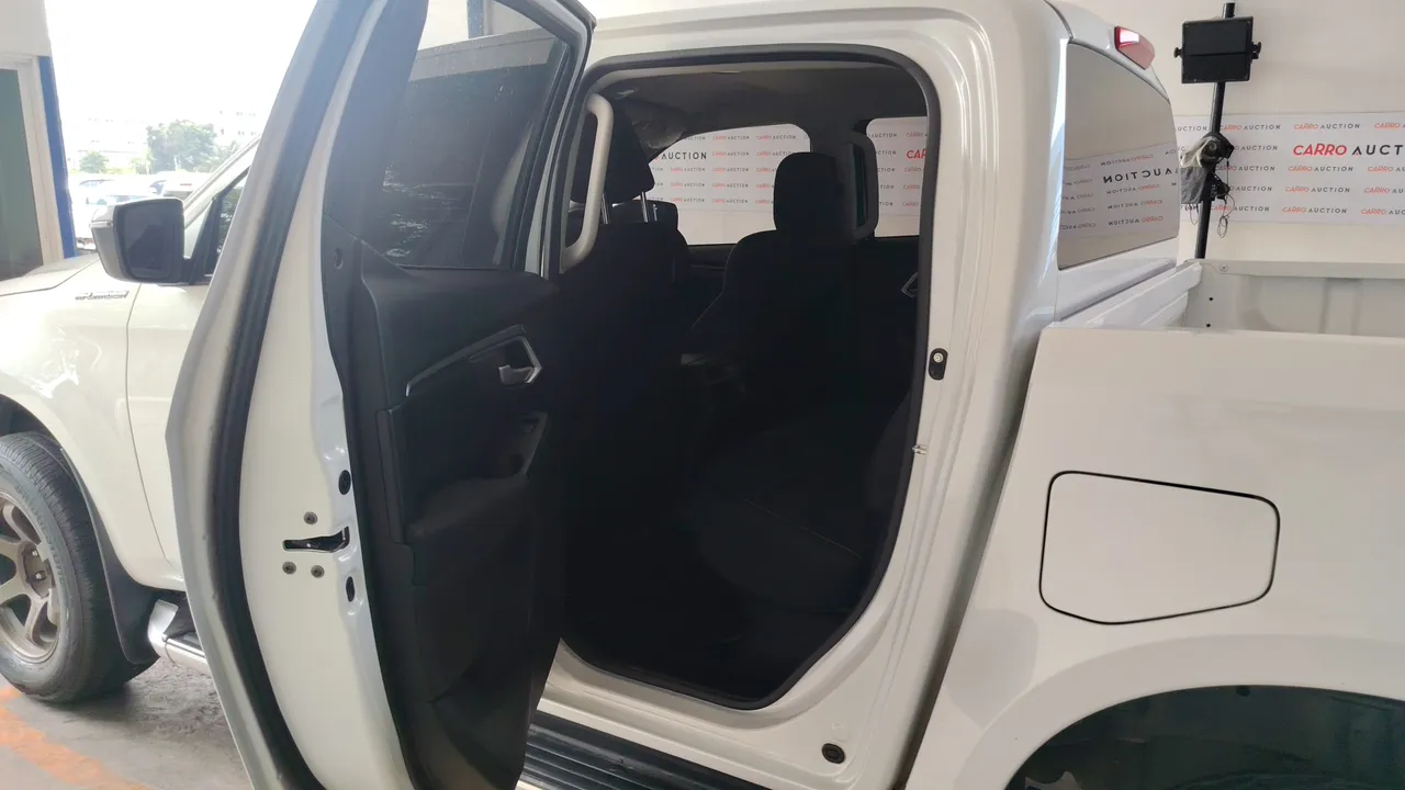 2023 Isuzu D-Max – Back
