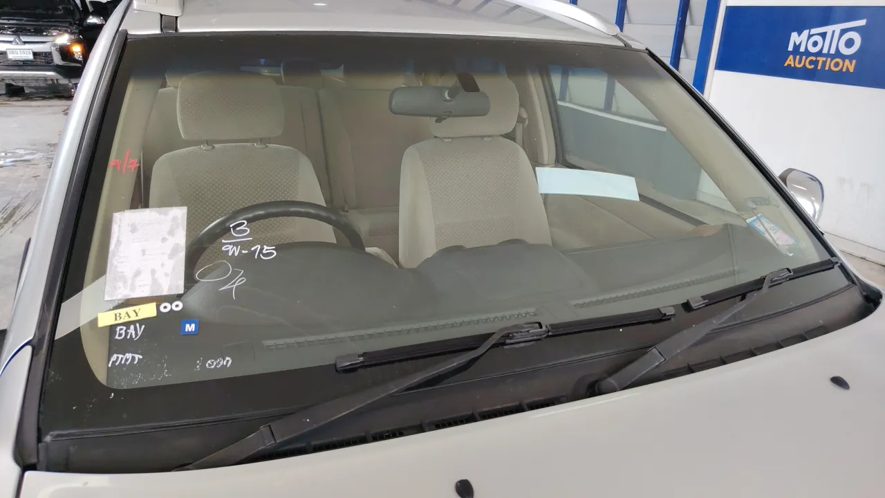 2011 Isuzu MU-7 – Exterior