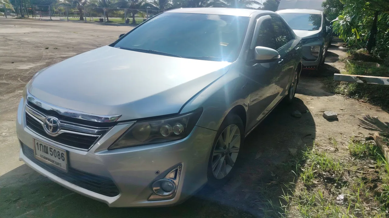 2012 Toyota Camry – Exterior