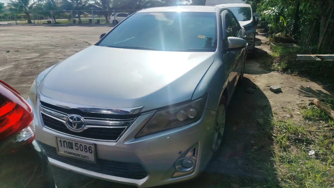 2012 Toyota Camry – Exterior