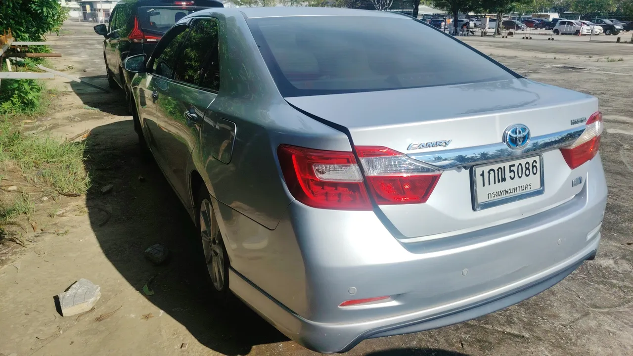 2012 Toyota Camry – Exterior