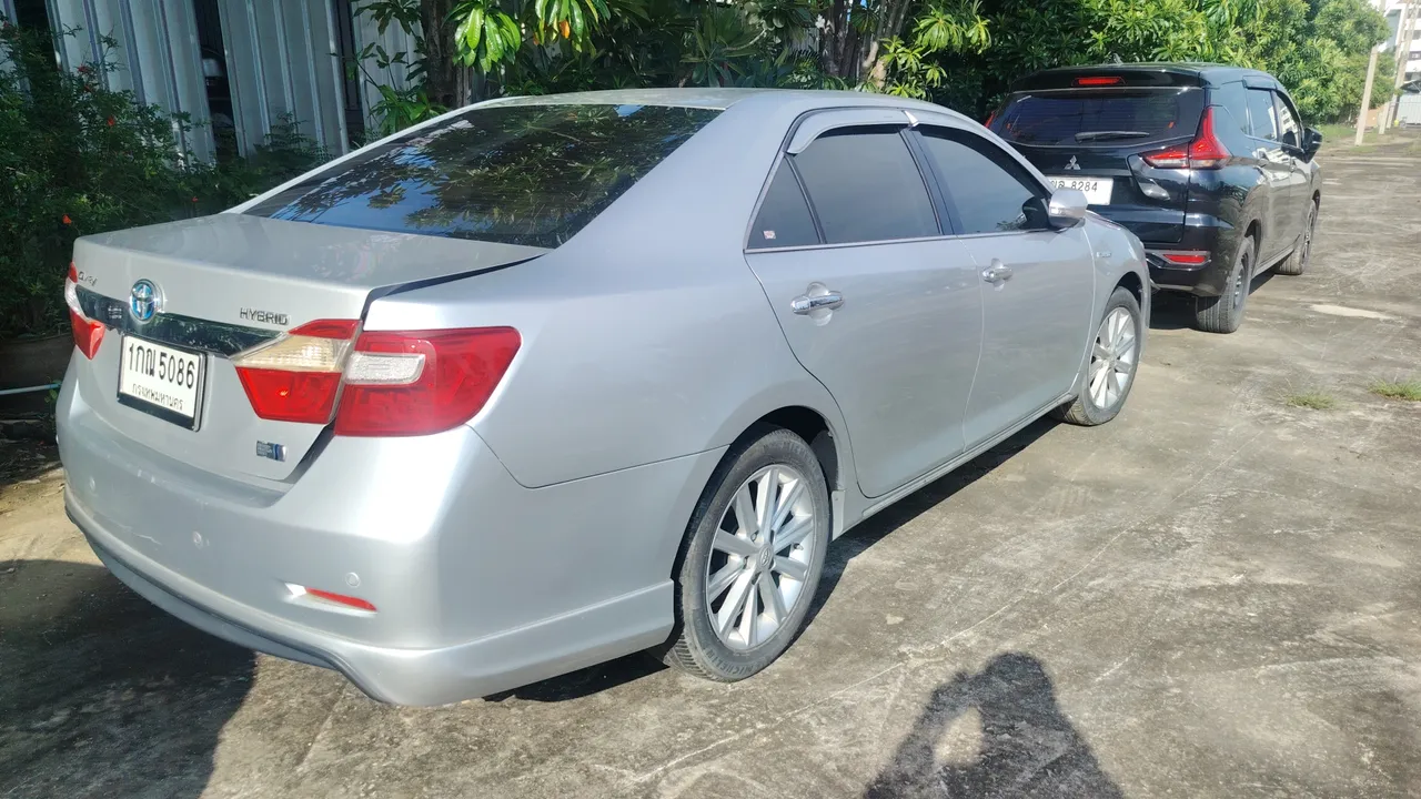 2012 Toyota Camry – Exterior