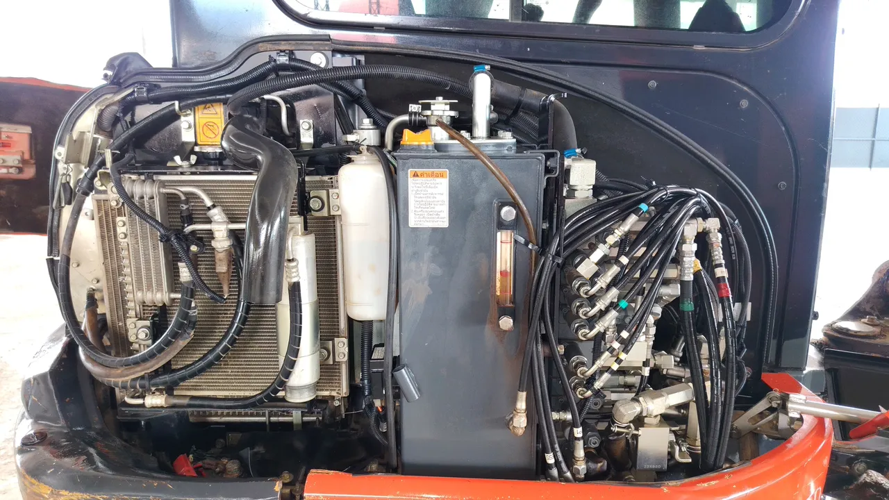 2024 Kubota KX033-4 – Exterior