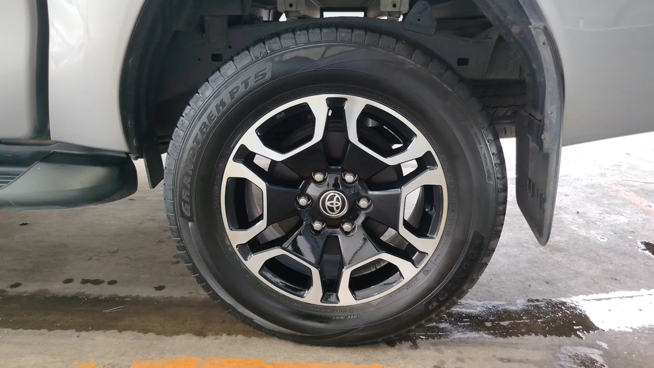 2022 Toyota Hilux Revo – Exterior