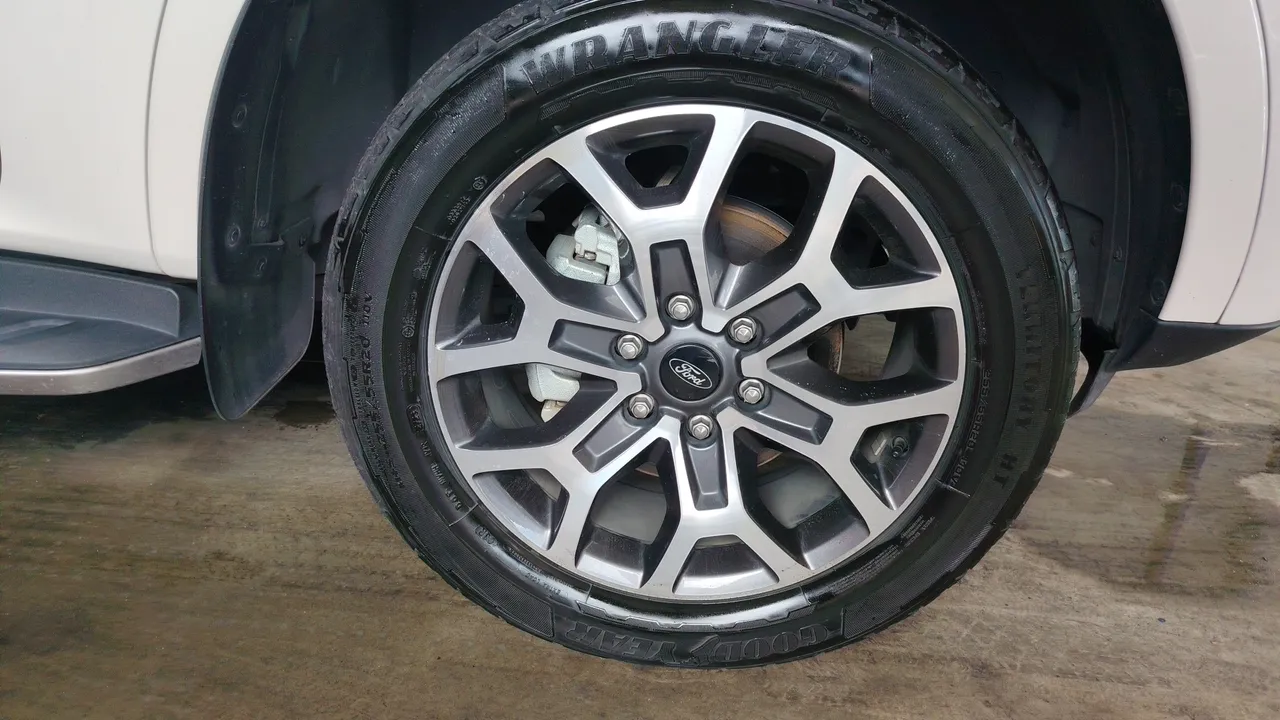 2023 Ford Everest – Exterior