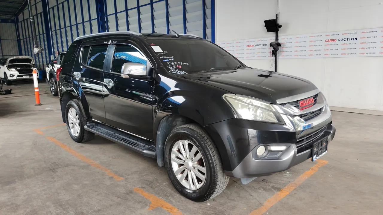 2014 Isuzu MU-X – Exterior