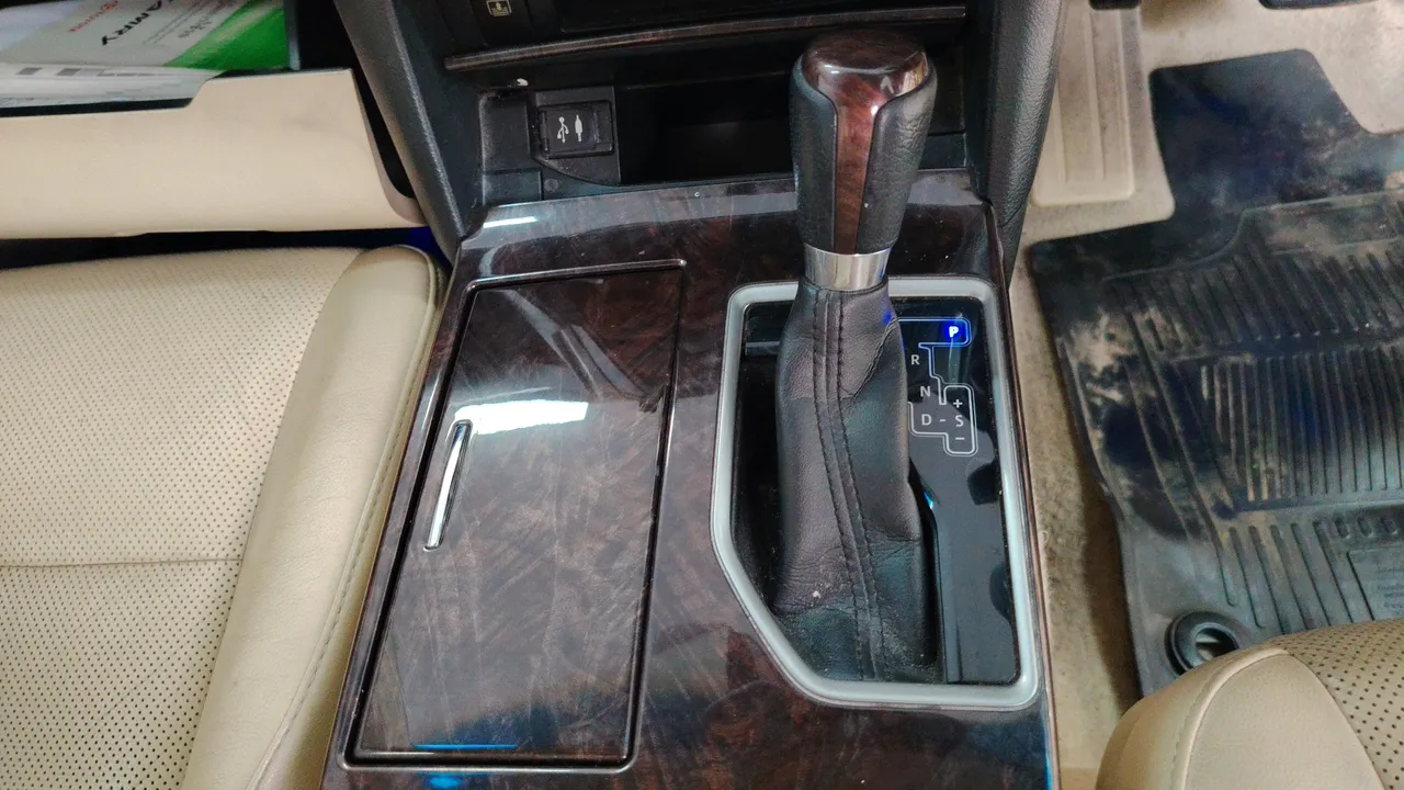 2016 Toyota Camry – Exterior