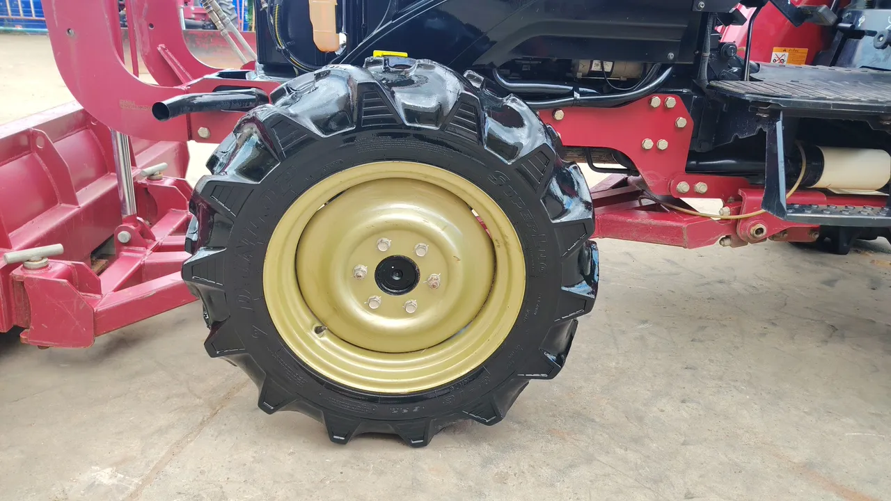2022 Yanmar YM351R – Exterior