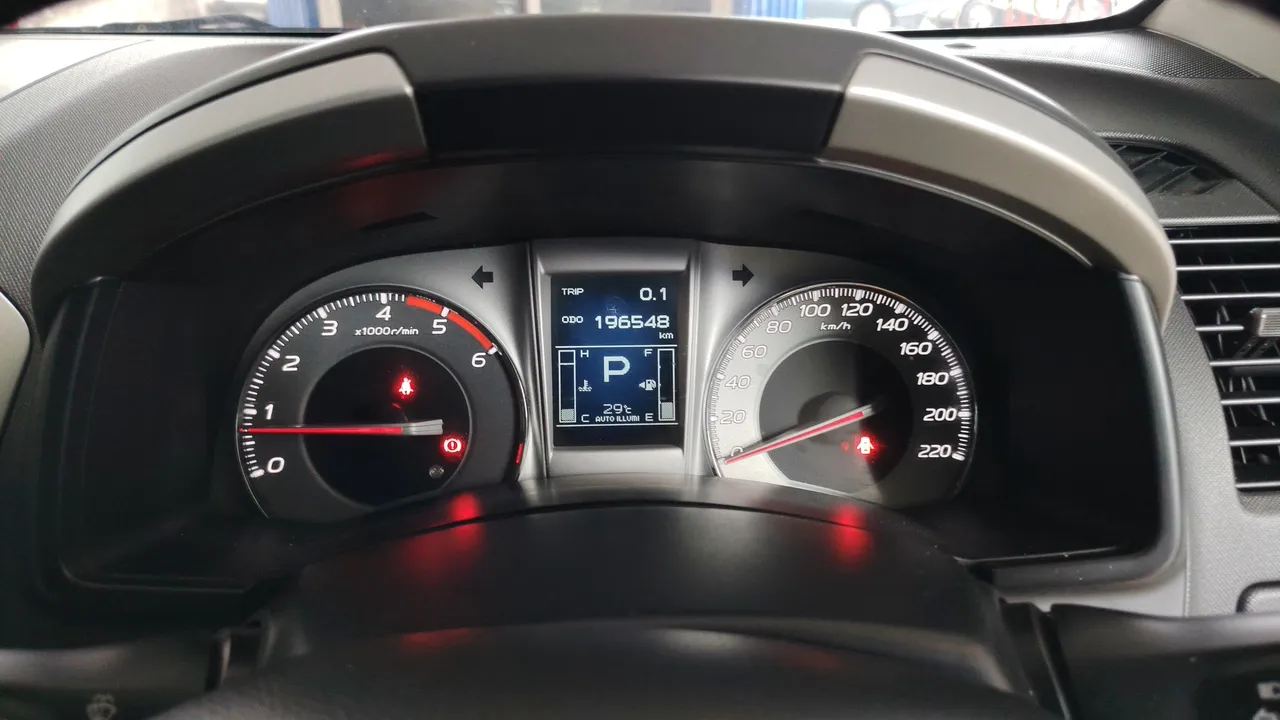 2014 Isuzu MU-X – Exterior