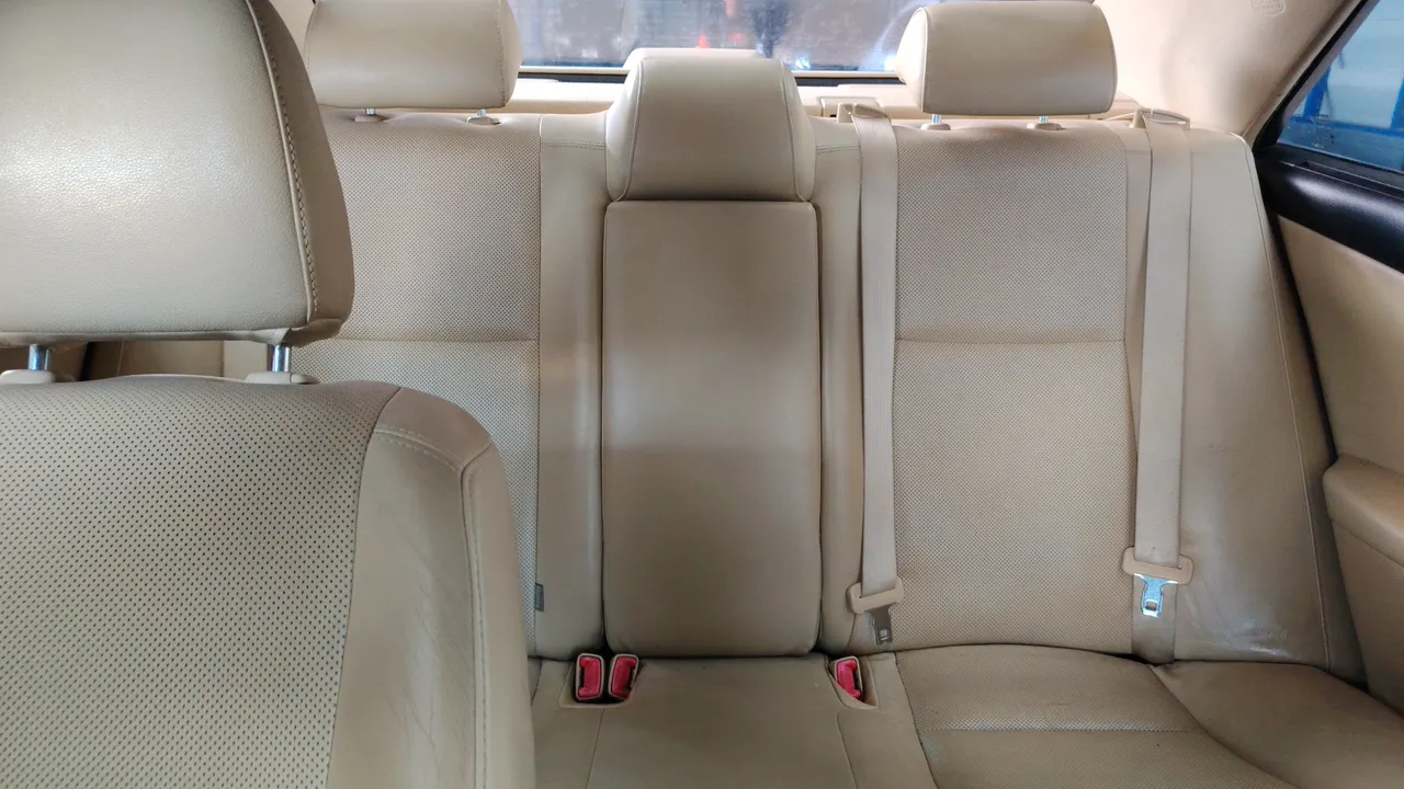 2016 Toyota Camry – Exterior