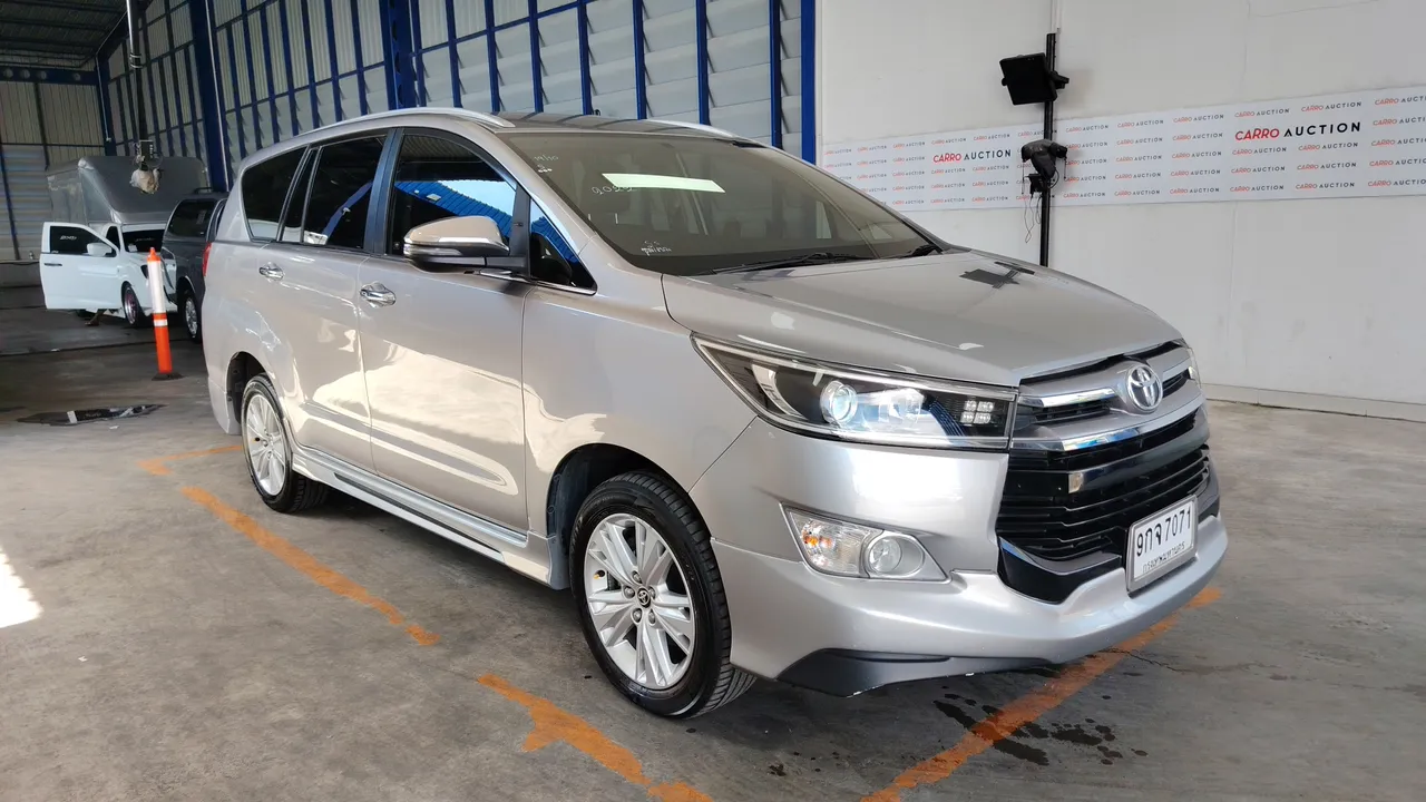 2019 Toyota Innova Crysta – Exterior