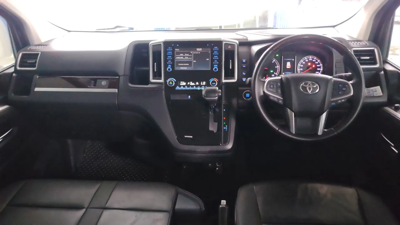 2020 Toyota Majesty – Exterior
