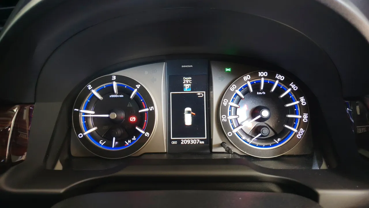 2019 Toyota Innova Crysta – Exterior