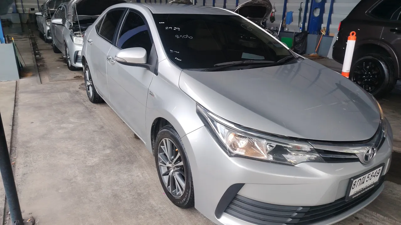 2018 Toyota Corolla Altis – Exterior