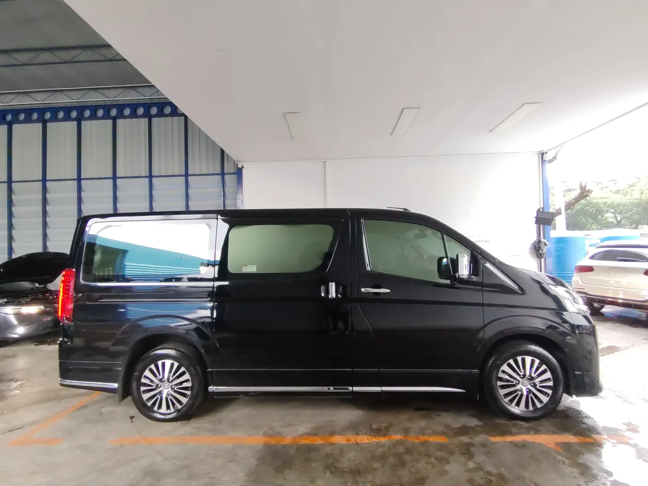 2020 Toyota Majesty – Exterior