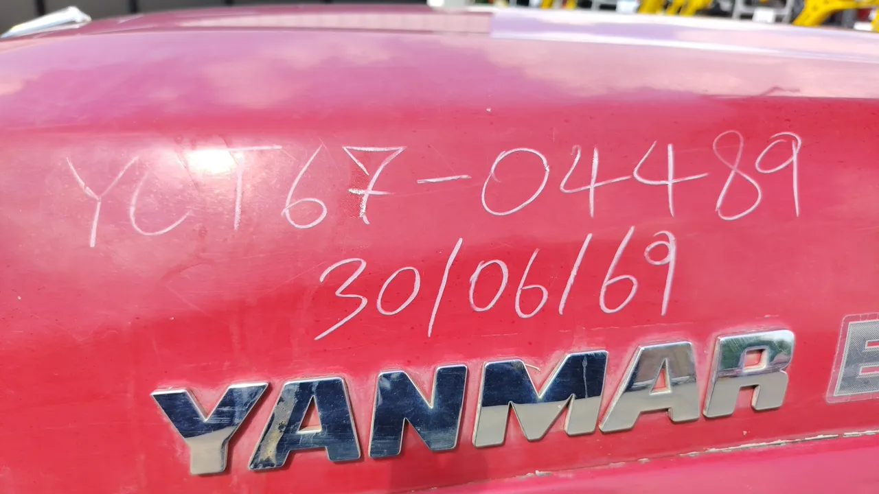 2019 Yanmar EF393T – Exterior