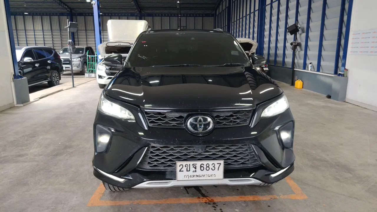 2021 Toyota Fortuner – Exterior