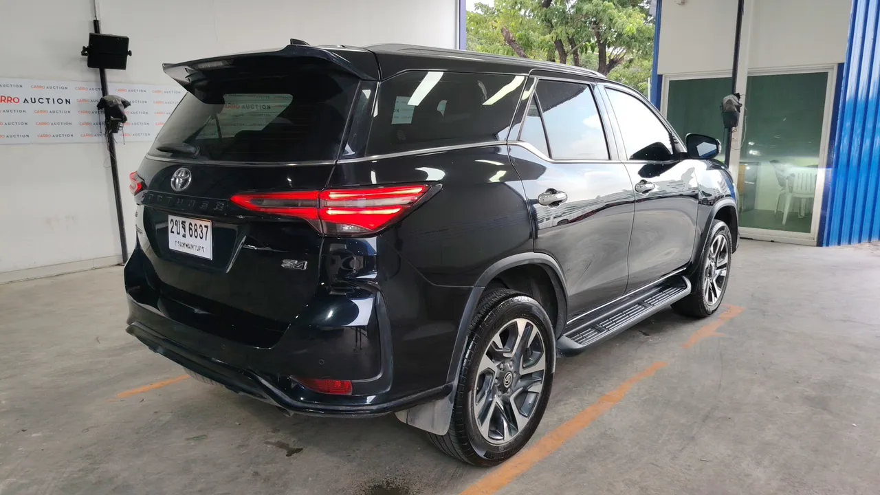 2021 Toyota Fortuner – Exterior