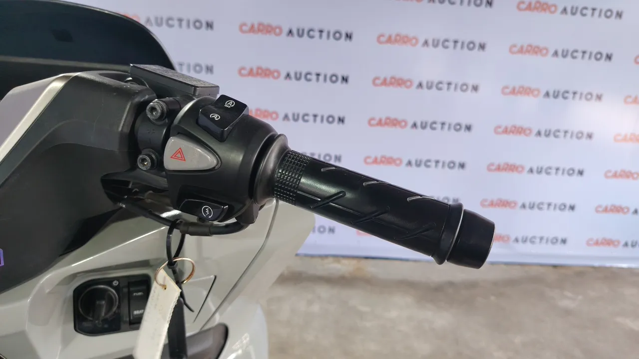 2025 Honda PCX – Exterior