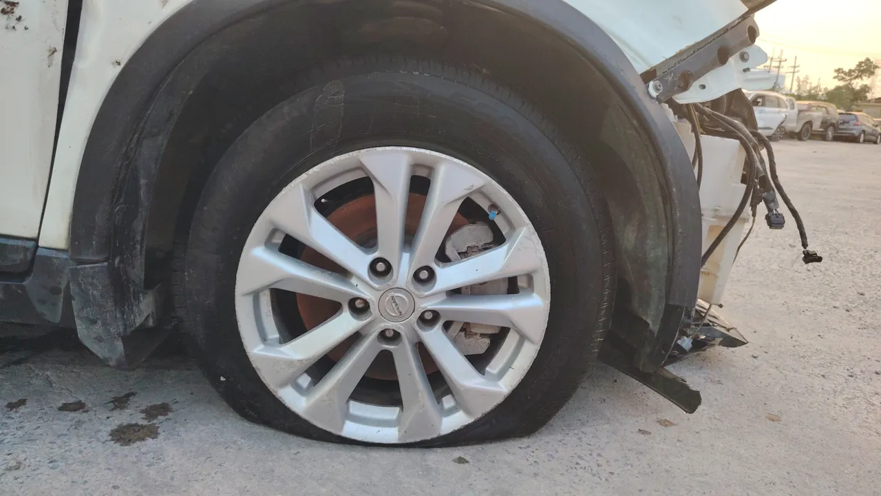 2015 Nissan X-Trail – Exterior