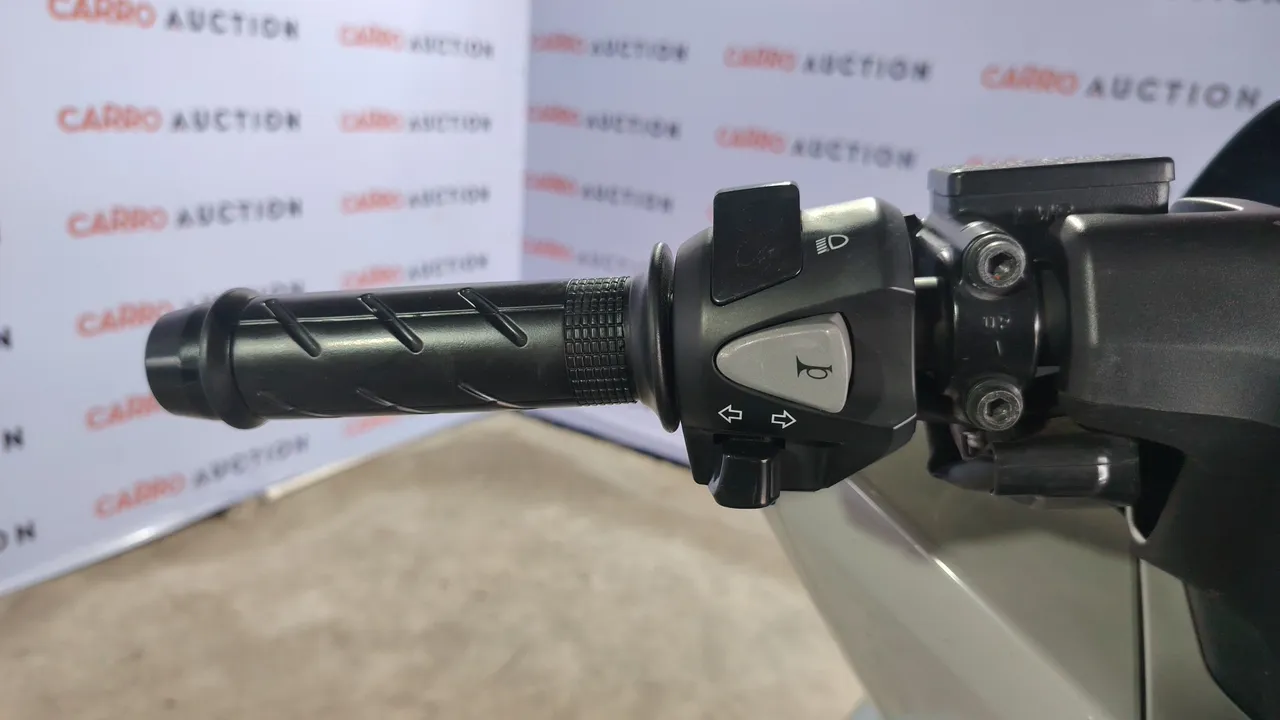 2025 Honda PCX – Exterior