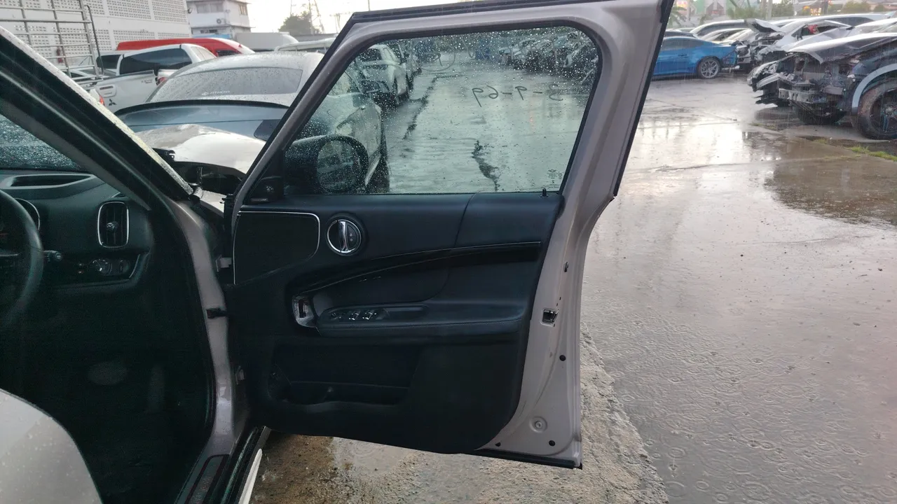 2021 Mini Countryman – Front