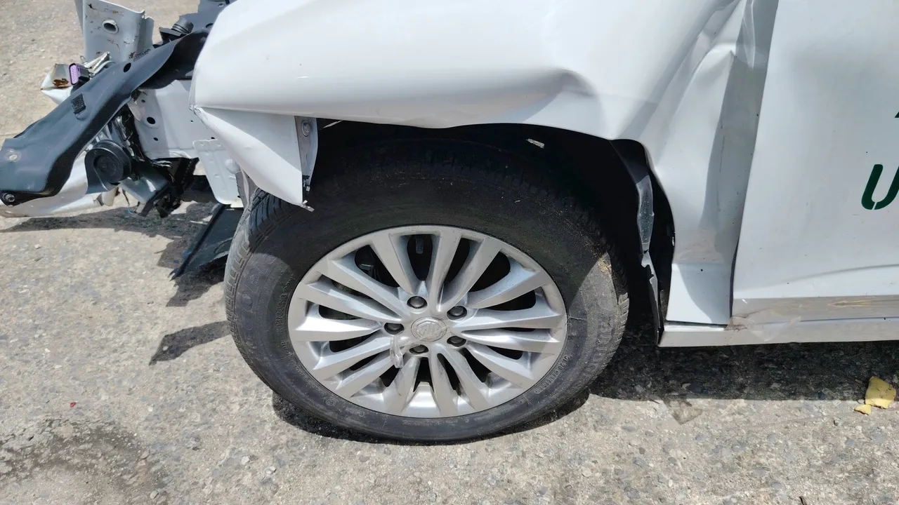 2023 MG EP – Front