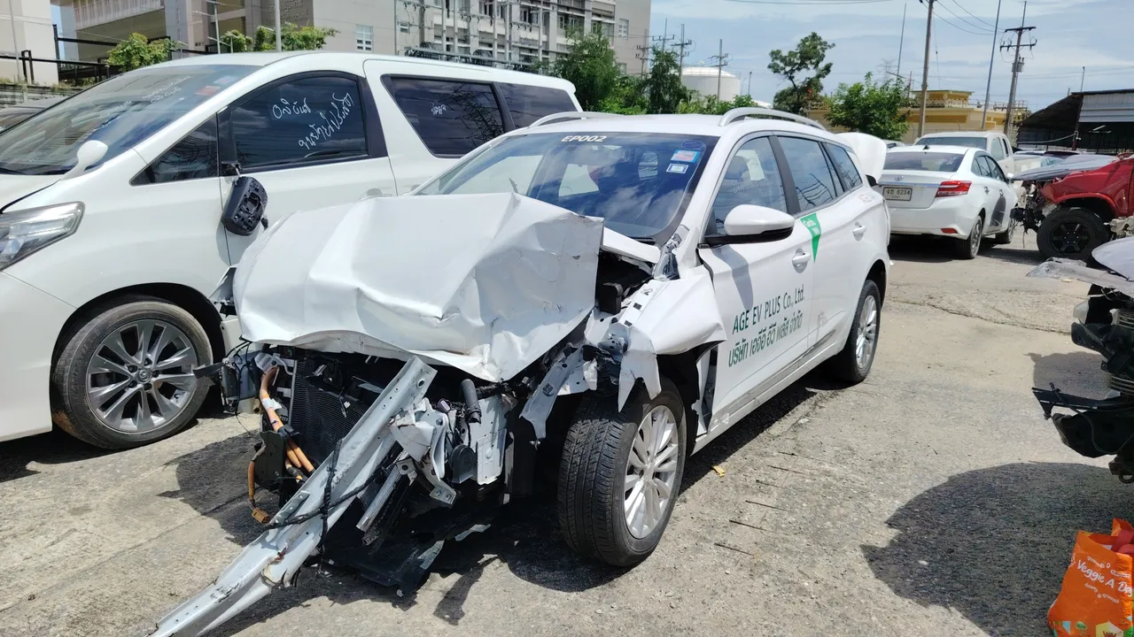 2023 MG EP – Front