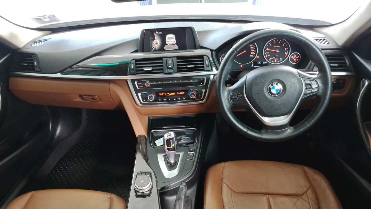 2015 BMW 3 Series – Exterior
