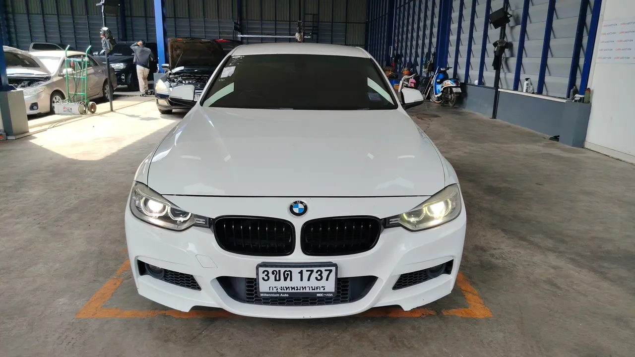 2015 BMW 3 Series – Exterior