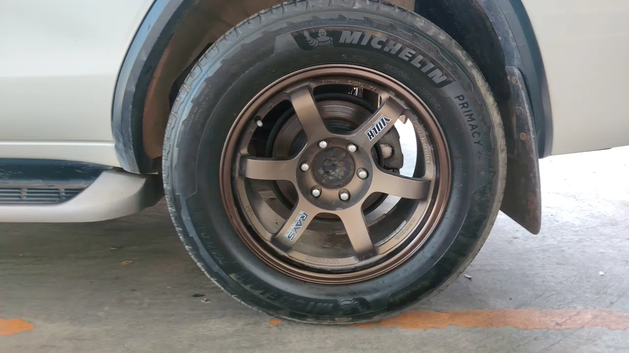 2015 Toyota Fortuner – Exterior