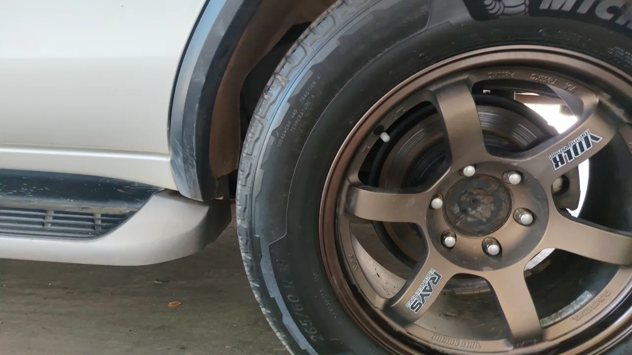 2015 Toyota Fortuner – Exterior