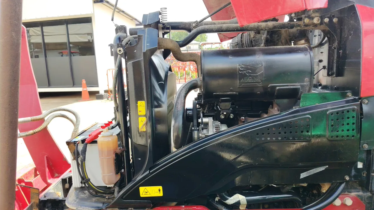 2021 Yanmar YM351A – Exterior