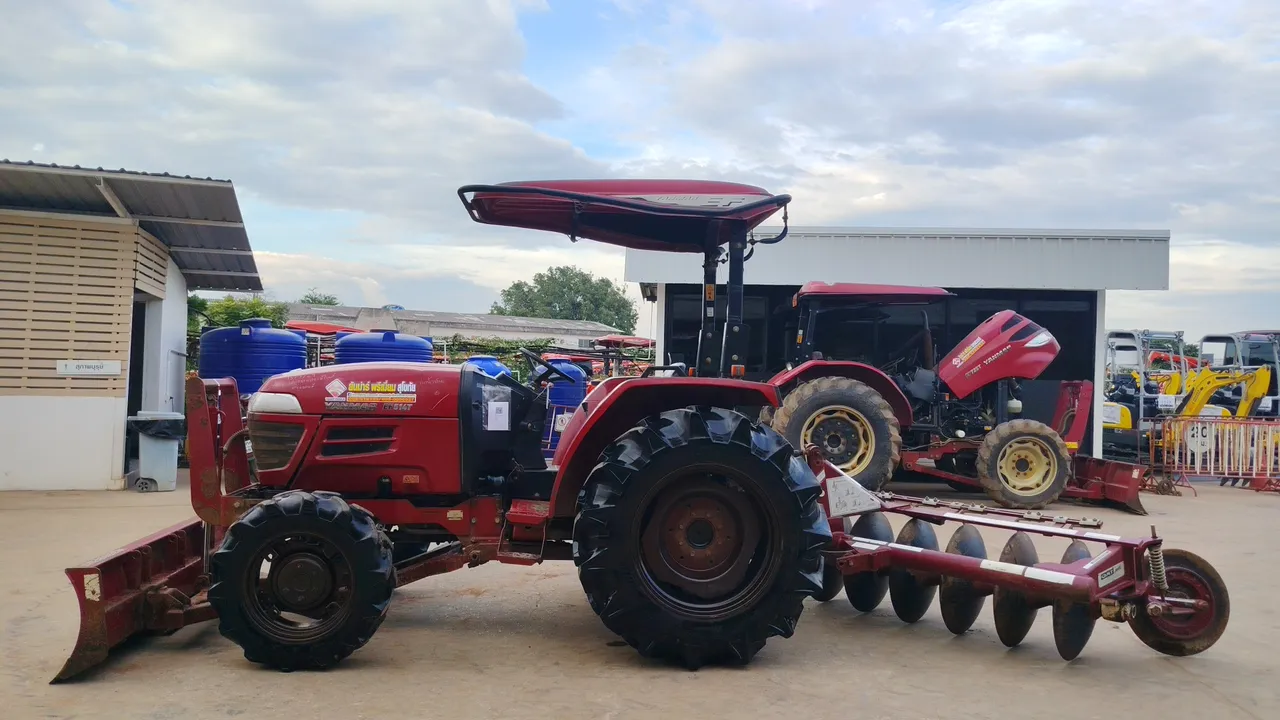2015 Yanmar EF514T – Exterior