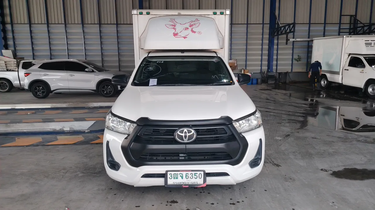 2020 Toyota Hilux Revo – Exterior
