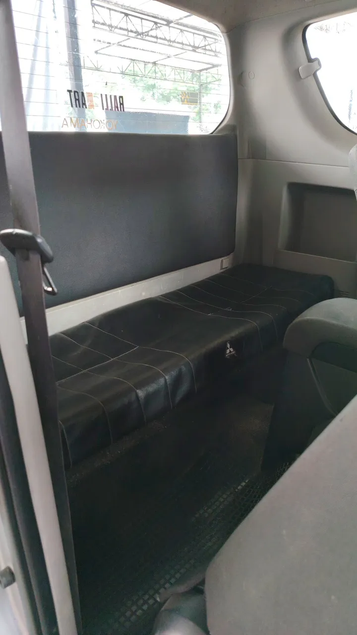 2011 Mitsubishi Triton – Back