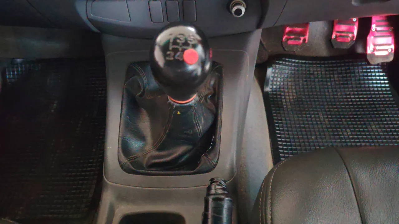 2013 Toyota Hilux Vigo – Exterior
