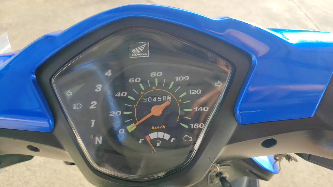2009 Honda Wave – Exterior
