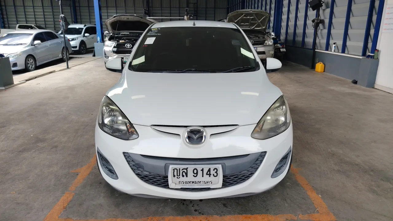 2011 Mazda Mazda2 – Exterior