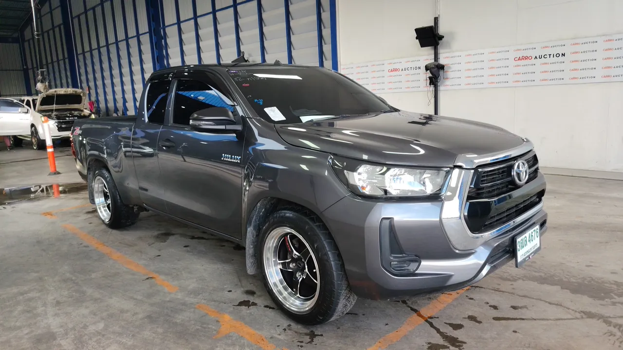 2023 Toyota Hilux Revo – Exterior