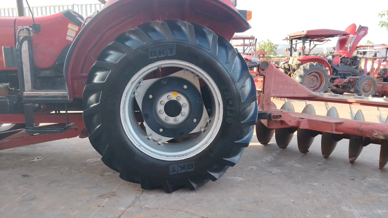 2023 Solis WT-75-4WD – Wheel