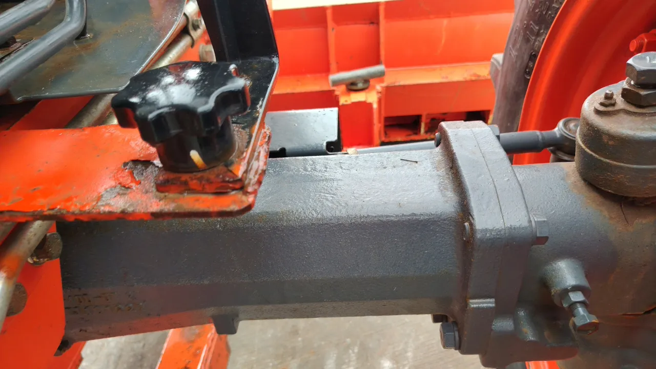 2023 Kubota M9808 – Exterior