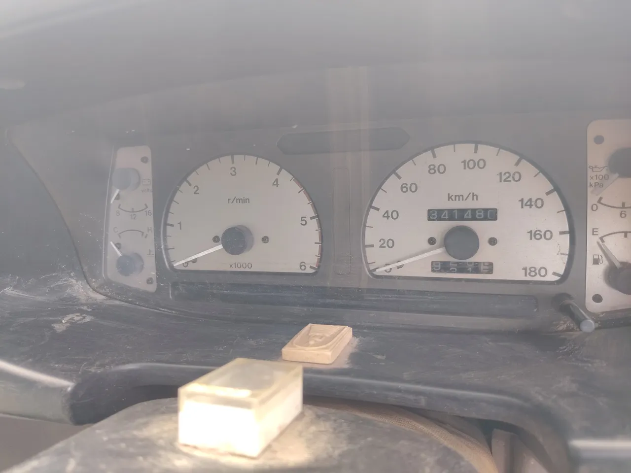 2001 Isuzu Dragon – Exterior