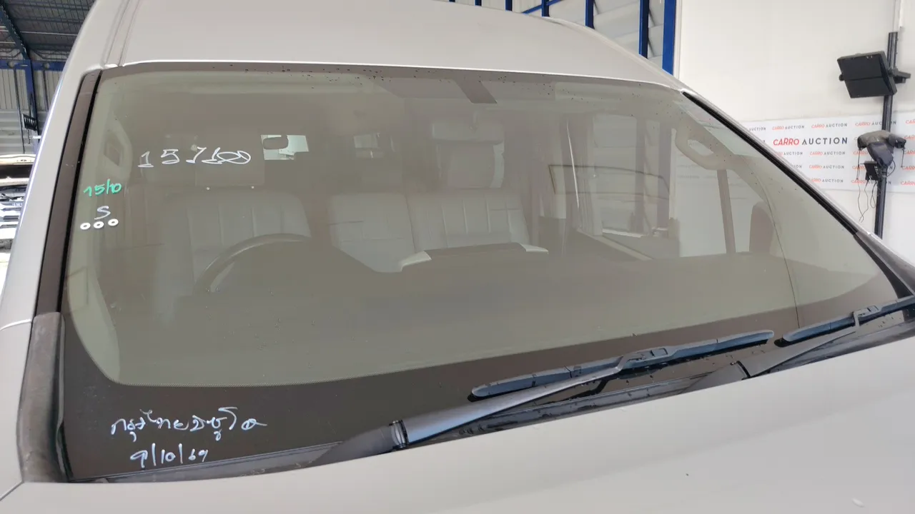 2021 Toyota Commuter – Exterior