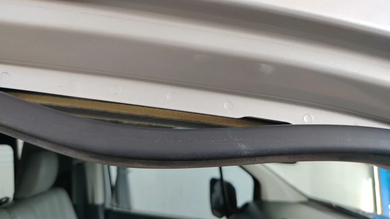 2021 Toyota Commuter – Exterior
