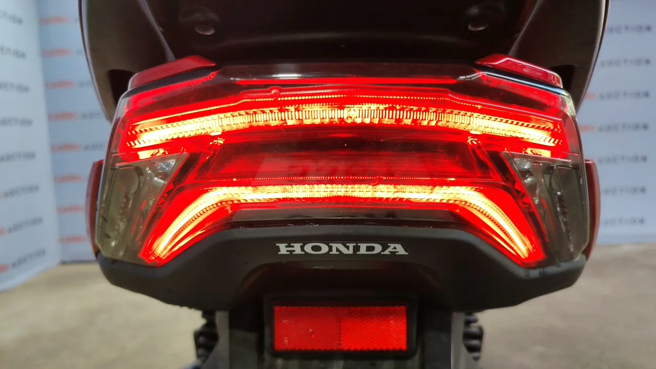 2024 Honda PCX – Exterior